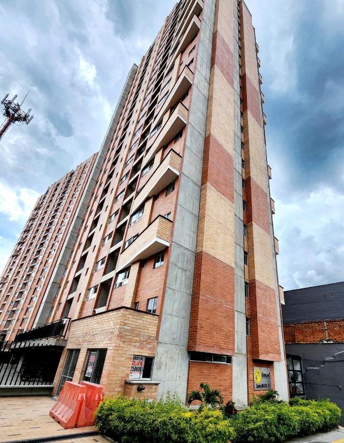 Con Parqueadero Y Vista A La Ciudad Apartment