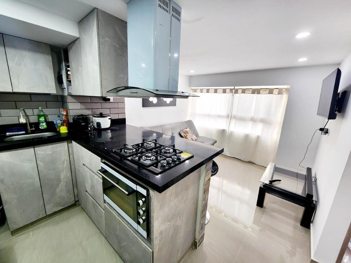 Apartment Con Parqueadero Y Vista A La Ciudad Medellin